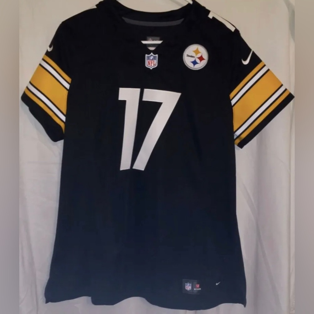 New Without Tags NIKE On Field Women XL, Steeler Wallace Jersey!!!